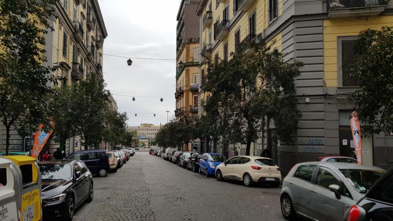 La Preziosa Apartment Duomo Наполи Екстериор снимка
