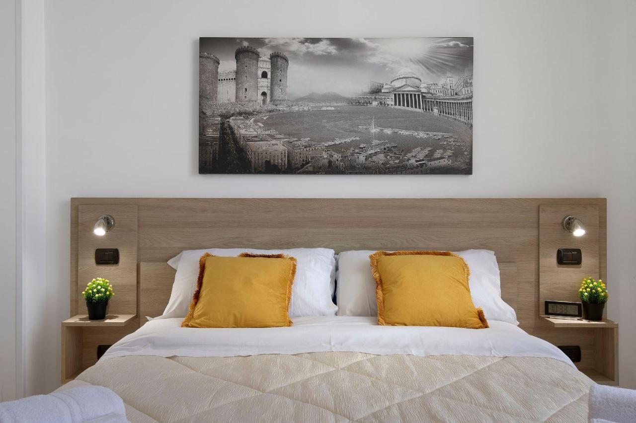 La Preziosa Apartment Duomo Наполи Екстериор снимка