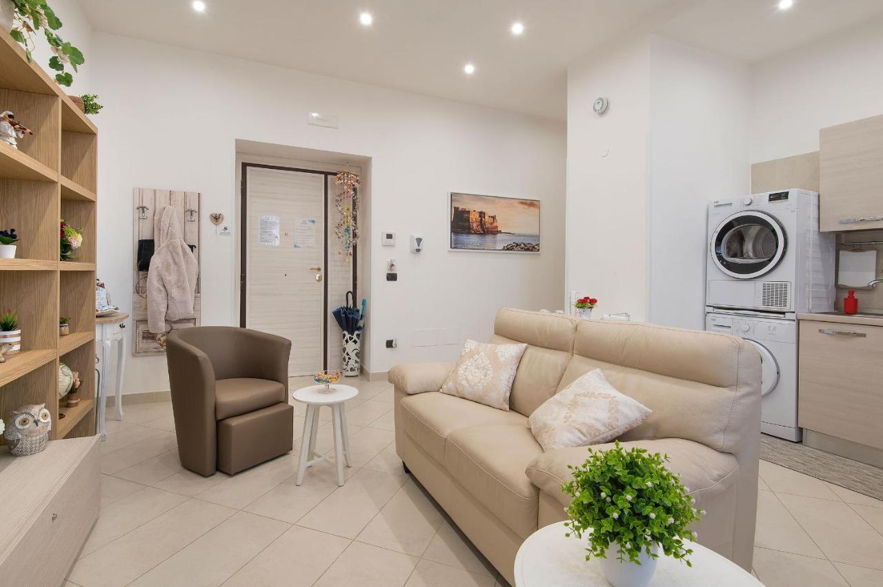 La Preziosa Apartment Duomo Наполи Екстериор снимка